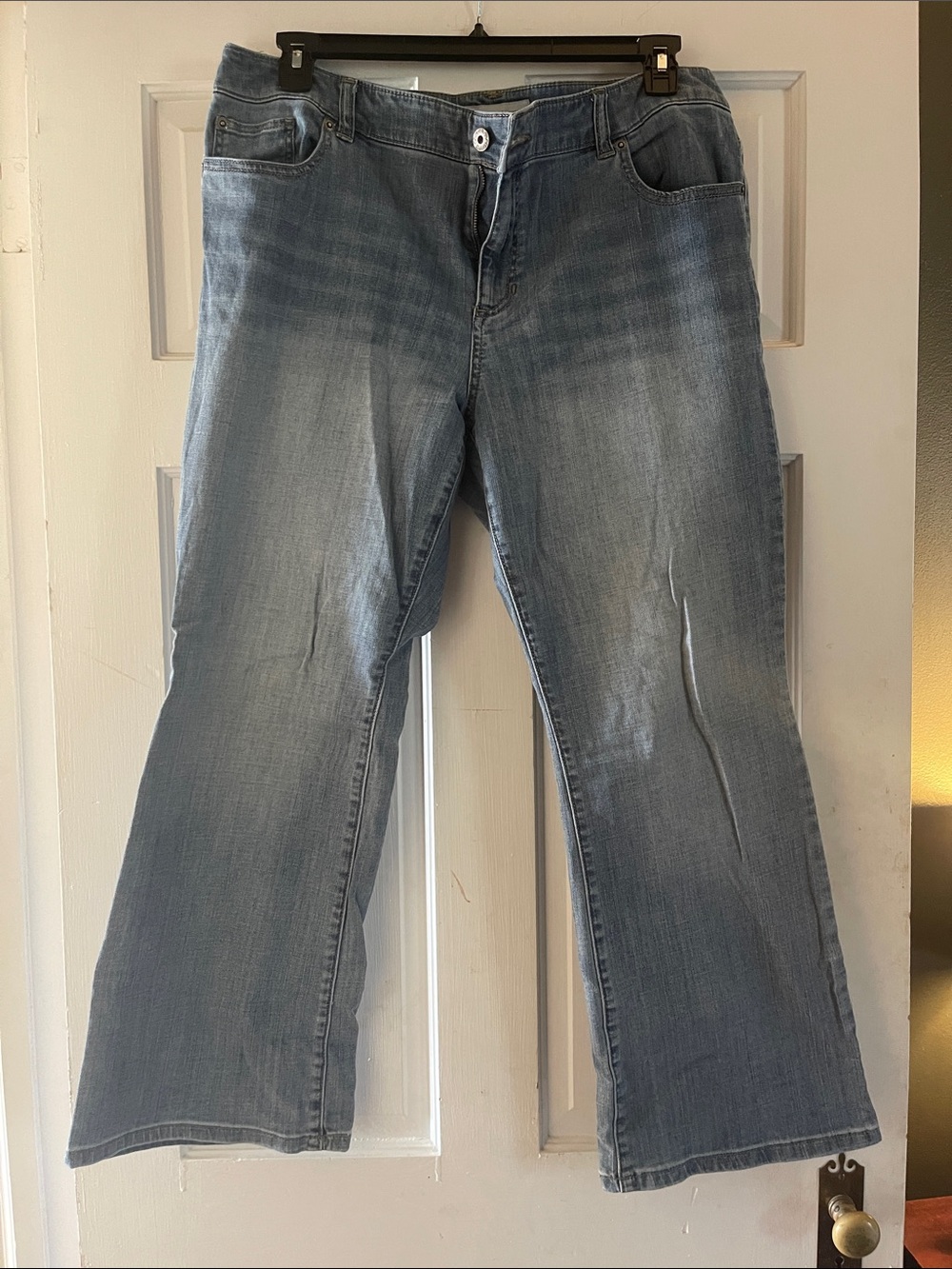 Chico’s Ultimate Fit light-wash “barely flare” denim jeans “like new”